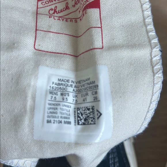 Converse Black and White High-Top Sneakers MENS Size 7.5 Women’s 9.5 - Picture 8 of 10